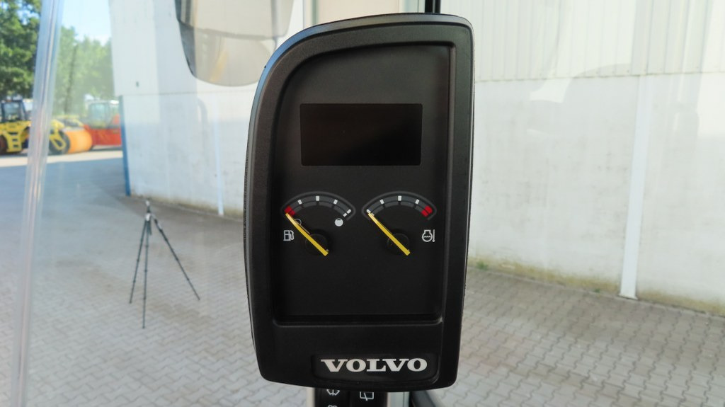 Compactador Volvo SD 75 B: foto 14