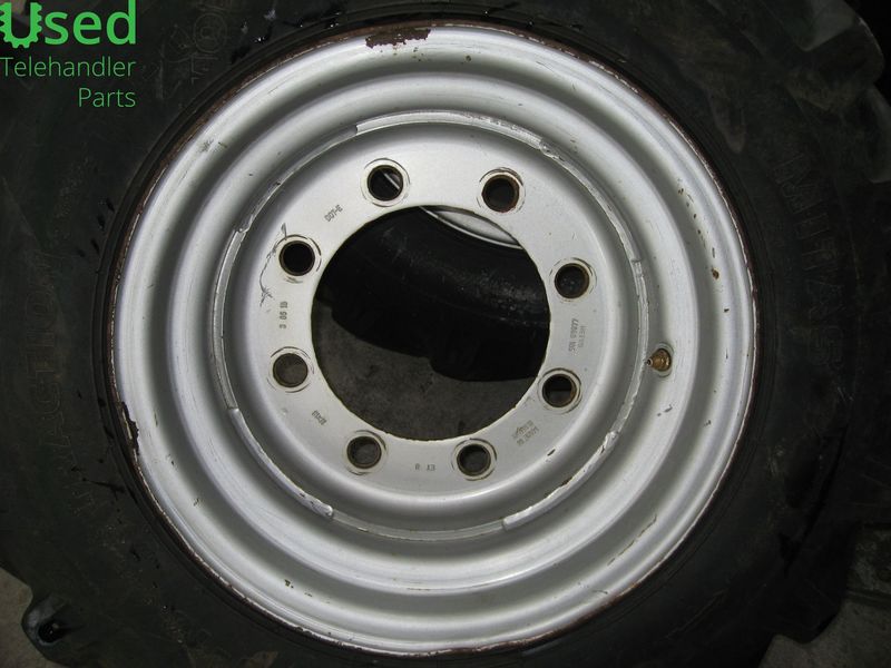 Disc 11x18" for tire size 12.0 / 75-18, Nr. 073403 for Merlo P 25.6 - Llanta para Manipulador telescópico: foto 1 Disc 11x18" for tire size 12.0 / 75-18, Nr. 073403 for Merlo P 25.6 - Llanta para Manipulador telescópico: foto 1