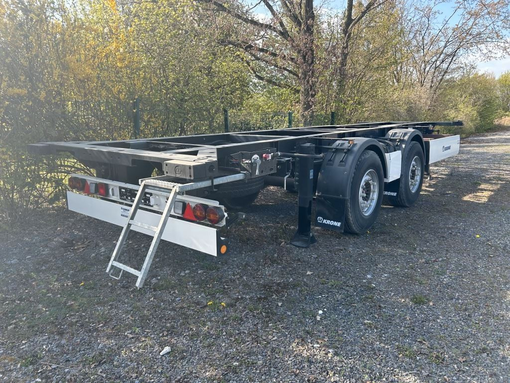 Krone Zentralachsfahrgestell für Festaufbauten - Remolque portacontenedore/ Intercambiable: foto 2 Krone Zentralachsfahrgestell für Festaufbauten - Remolque portacontenedore/ Intercambiable: foto 2