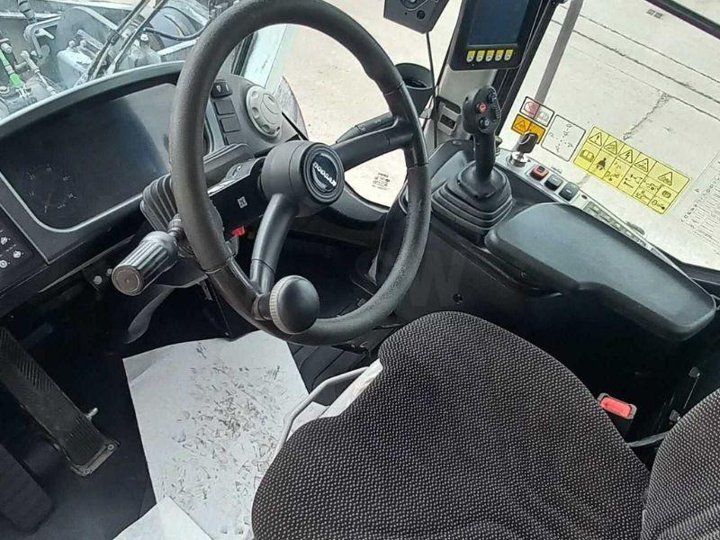 Doosan 450 - Cargadora de ruedas: foto 5 Doosan 450 - Cargadora de ruedas: foto 5