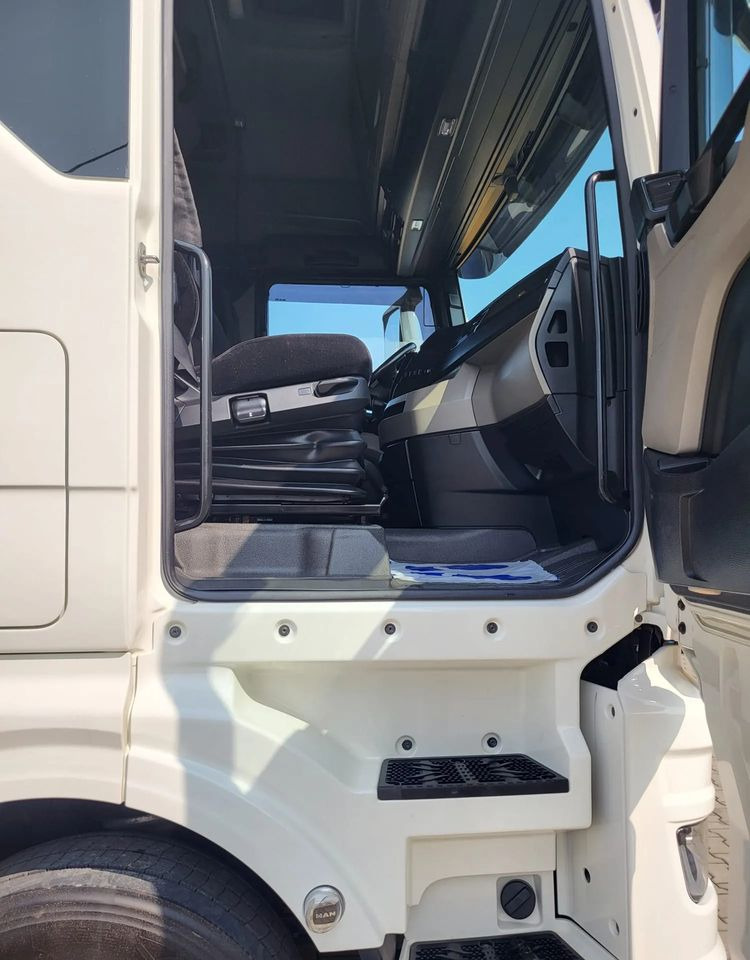 Cabeza tractora MAN TGX 18.470: foto 16