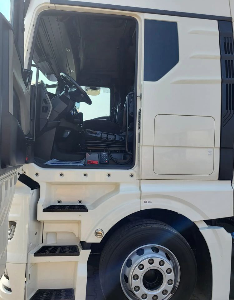 Cabeza tractora MAN TGX 18.470: foto 15