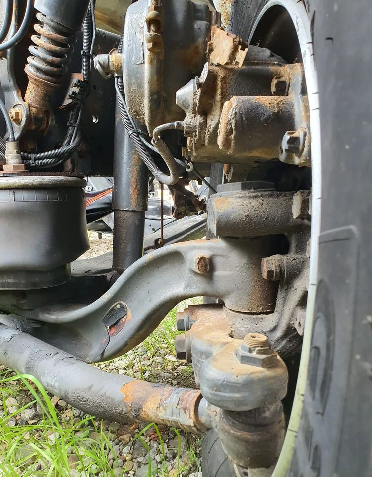 Kompletna przednia oś pneumatyczna przedni wózek z pojazdu Volvo FE z 2008 - Piezas de recambio para Camión: foto 5 Kompletna przednia oś pneumatyczna przedni wózek z pojazdu Volvo FE z 2008 - Piezas de recambio para Camión: foto 5