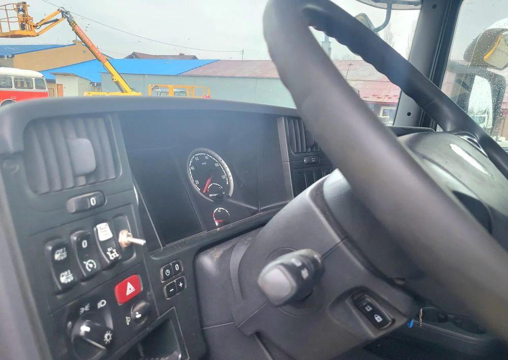 Camión multibasculante scania Scania B6X2: foto 12