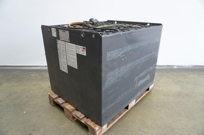 GRUMA 80 Volt 5 PzS 775 Ah - Acumulador: foto 1 GRUMA 80 Volt 5 PzS 775 Ah - Acumulador: foto 1