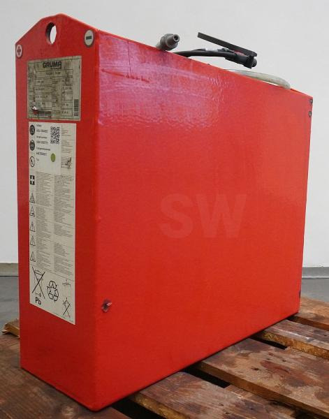 HAWKER 24 Volt 3 PzB 225 Ah - Acumulador: foto 1 HAWKER 24 Volt 3 PzB 225 Ah - Acumulador: foto 1