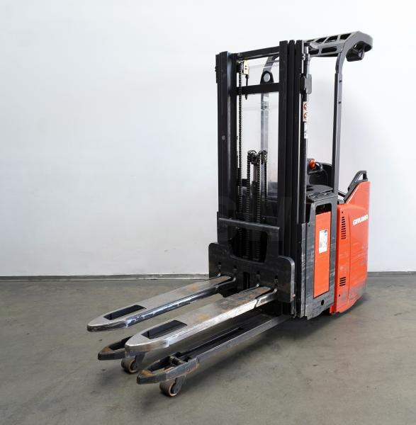 Linde D 12 SP 133 - Apilador: foto 2 Linde D 12 SP 133 - Apilador: foto 2