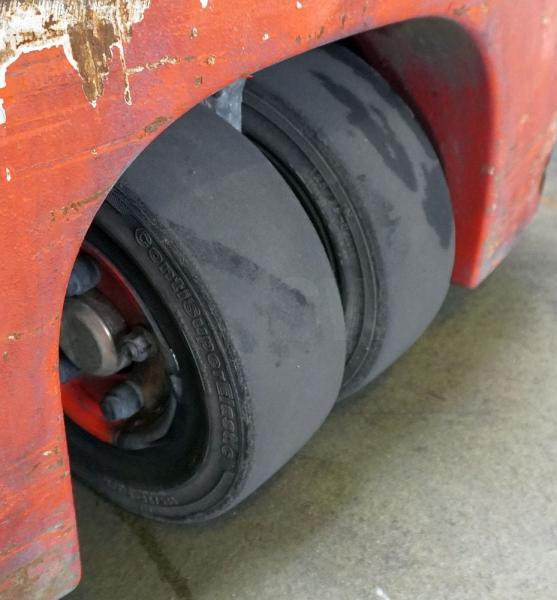 Carretilla elevadora eléctrica Linde E 14 EVO 386-02: foto 7