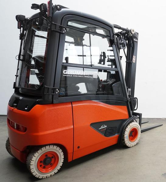 Linde E 20 PH EVO 386-02 - Carretilla elevadora eléctrica: foto 2 Linde E 20 PH EVO 386-02 - Carretilla elevadora eléctrica: foto 2