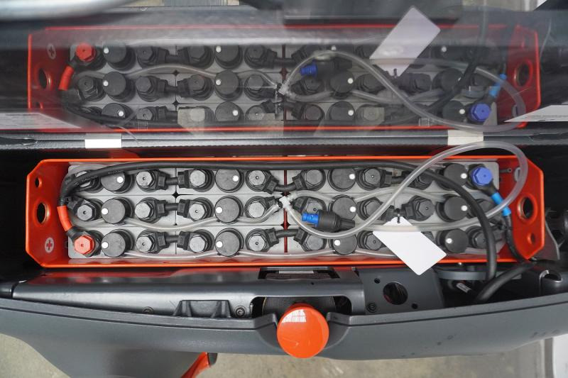 Linde L 12 1172 - Apilador: foto 4 Linde L 12 1172 - Apilador: foto 4
