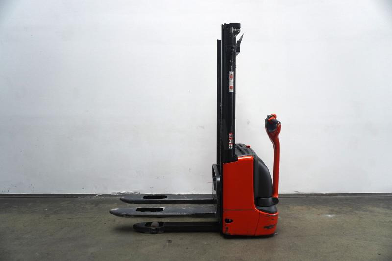 Linde L 12 1172 - Apilador: foto 3 Linde L 12 1172 - Apilador: foto 3