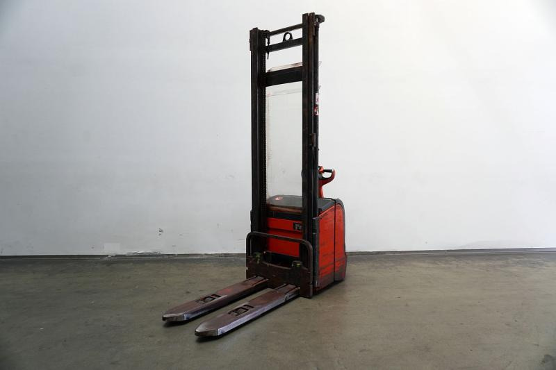 Linde L 14 i 372 - Apilador: foto 2 Linde L 14 i 372 - Apilador: foto 2