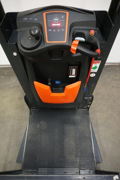 Linde V 10 5212 - Recoge pedidos: foto 3 Linde V 10 5212 - Recoge pedidos: foto 3