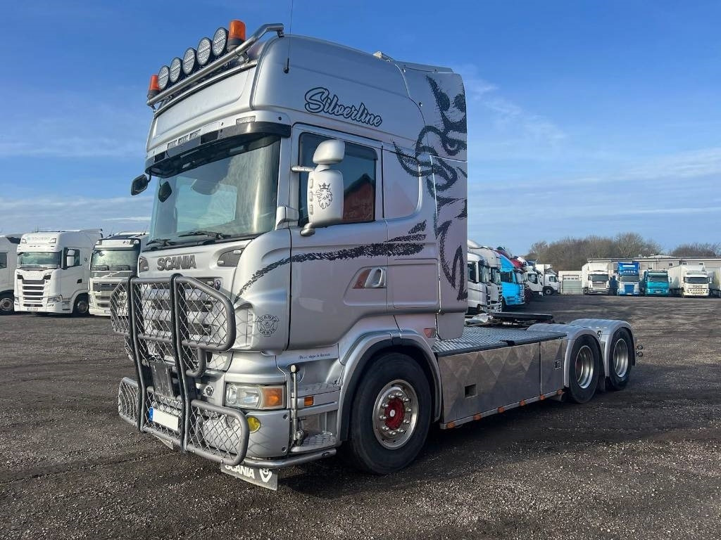 Scania R560 LA 6X2 MNA serie 3126+Hydraulik - Cabeza tractora: foto 1 Scania R560 LA 6X2 MNA serie 3126+Hydraulik - Cabeza tractora: foto 1