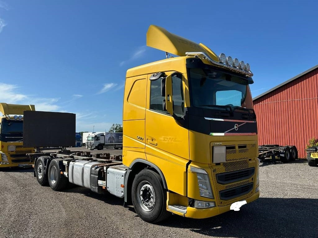 Volvo FH 500 HP serie nr 6887 - Camión portacontenedore/ Intercambiable: foto 2 Volvo FH 500 HP serie nr 6887 - Camión portacontenedore/ Intercambiable: foto 2