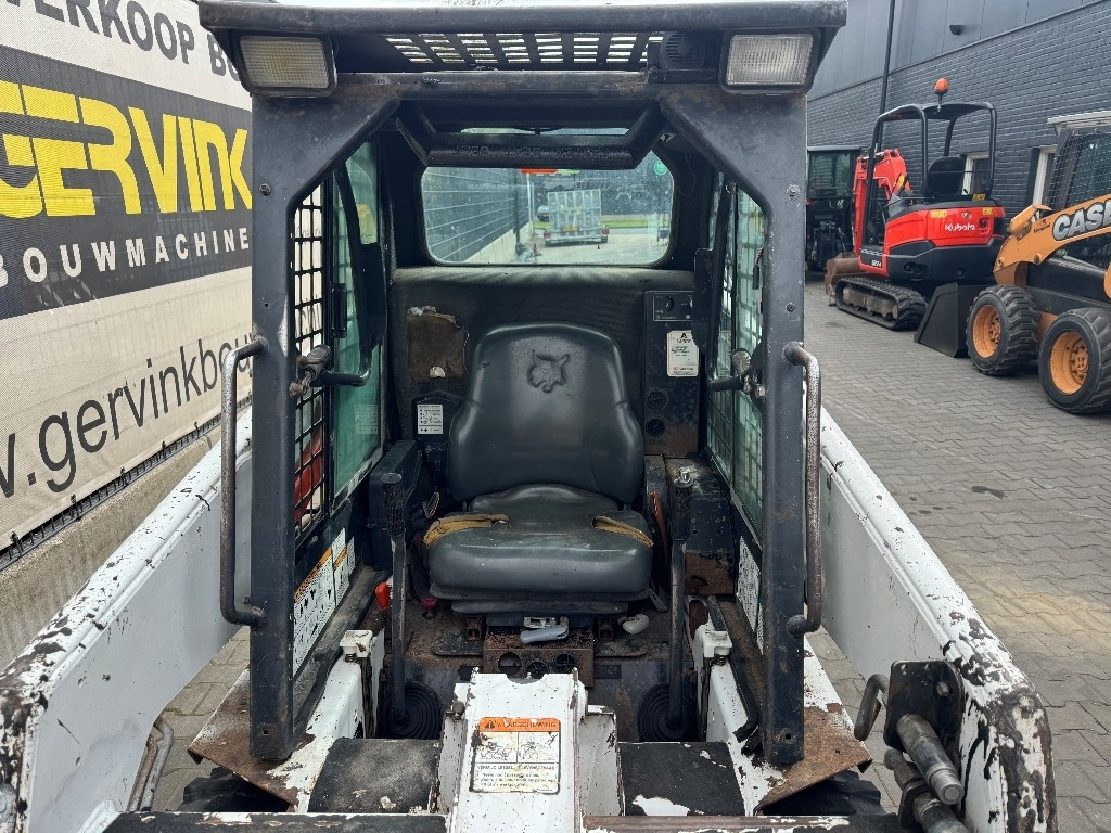 Minicargadora Bobcat 553: foto 9