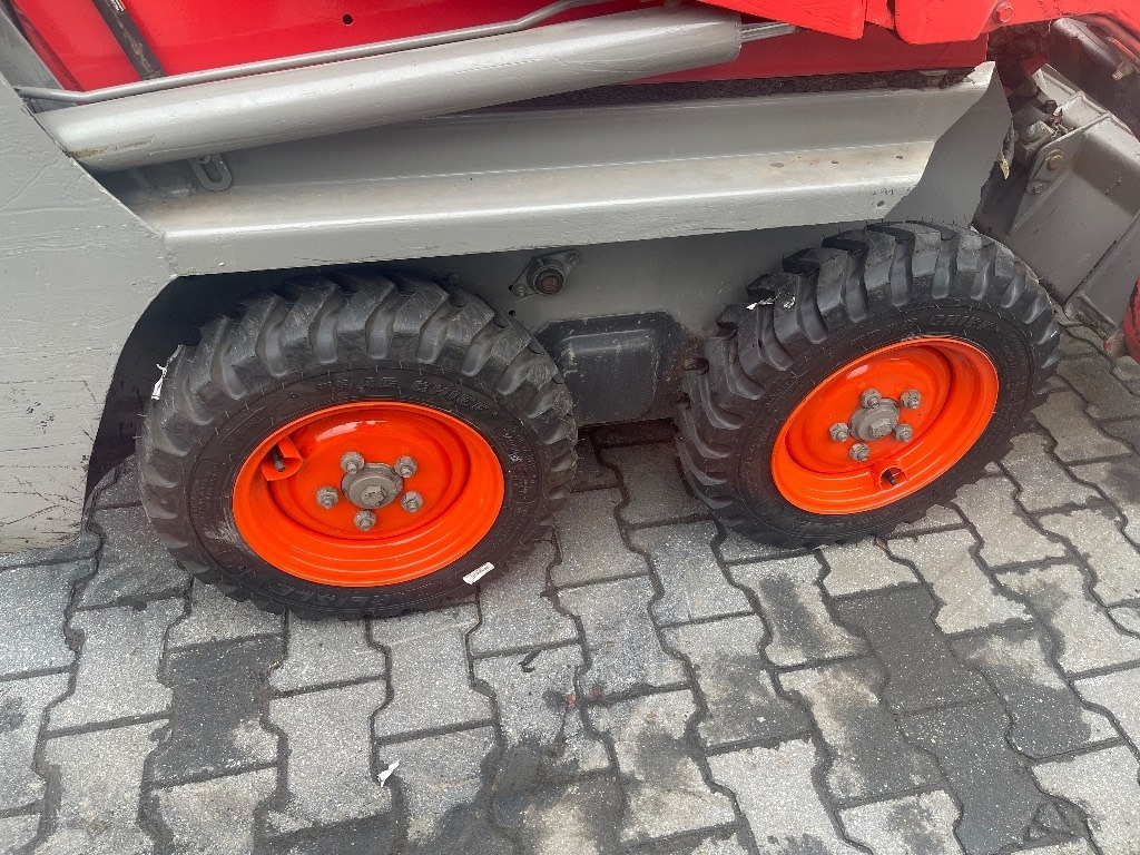 Minicargadora Bobcat S 70: foto 11