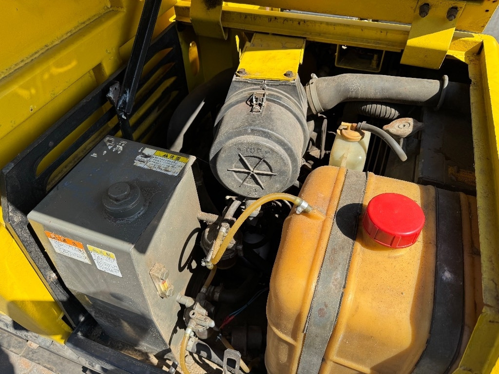 Yanmar C 30 R-2 B - Minidumper: foto 4 Yanmar C 30 R-2 B - Minidumper: foto 4