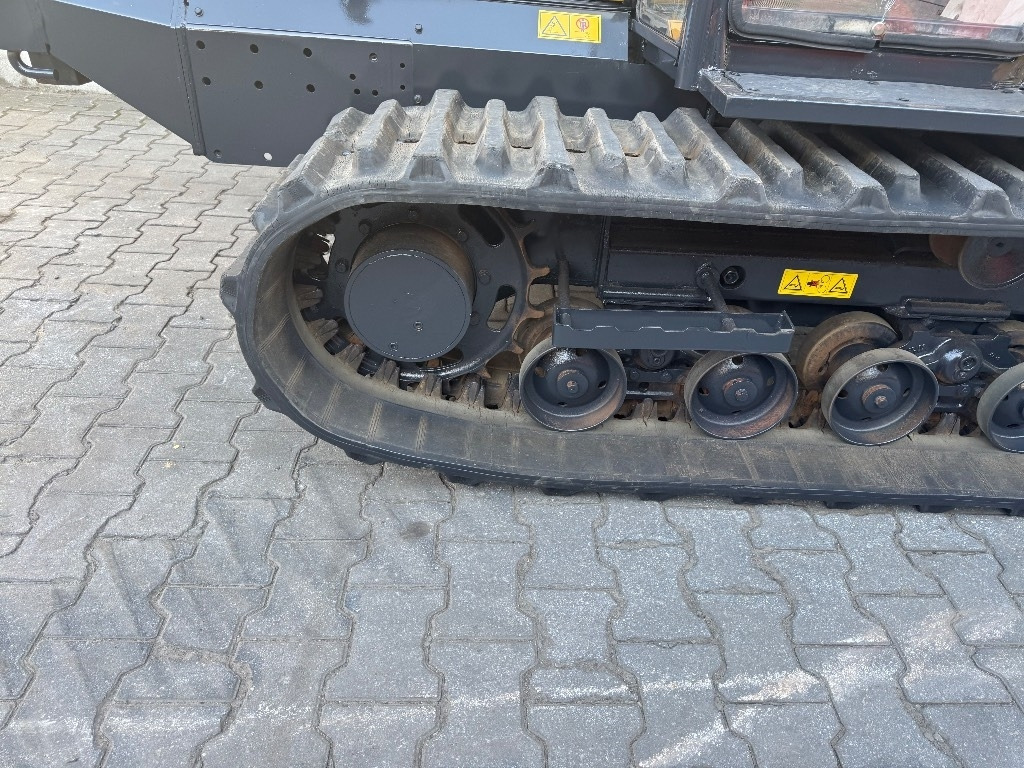 Tractor Yanmar CT 55: foto 6 Tractor Yanmar CT 55: foto 6