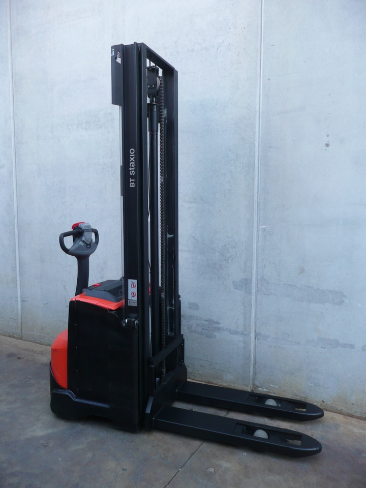 BT SWE120 Li-ion - Apilador: foto 4 BT SWE120 Li-ion - Apilador: foto 4