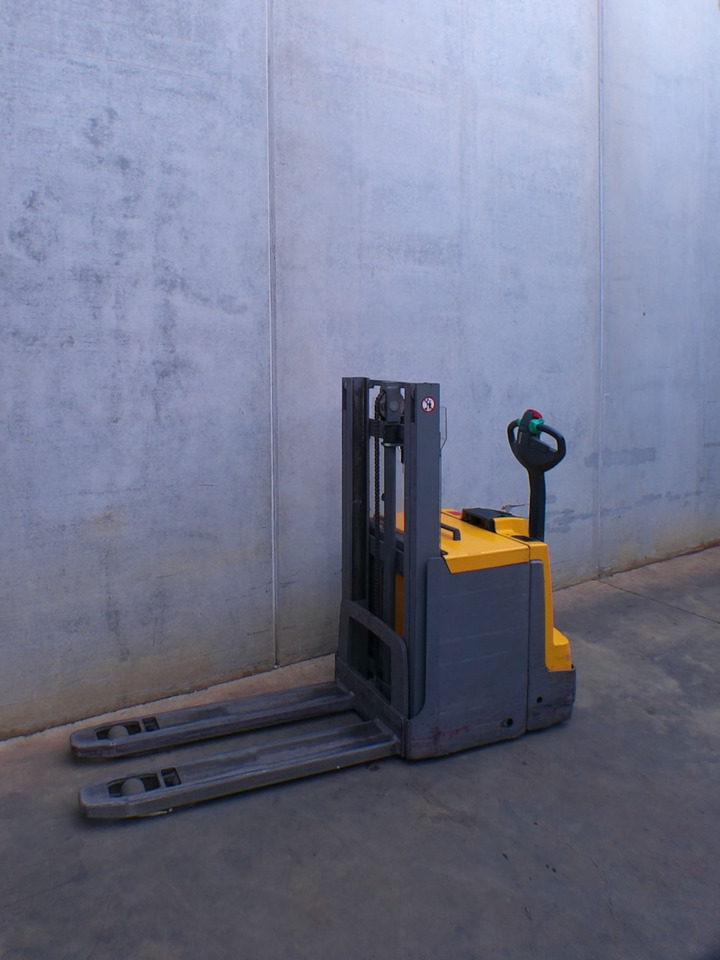 Jungheinrich EJD 220 201 ZT - Apilador: foto 2 Jungheinrich EJD 220 201 ZT - Apilador: foto 2