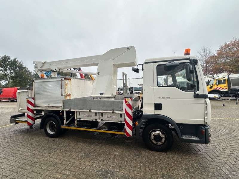 BISON Palfinger TKA 17 - Camión con plataforma elevadora: foto 5 BISON Palfinger TKA 17 - Camión con plataforma elevadora: foto 5