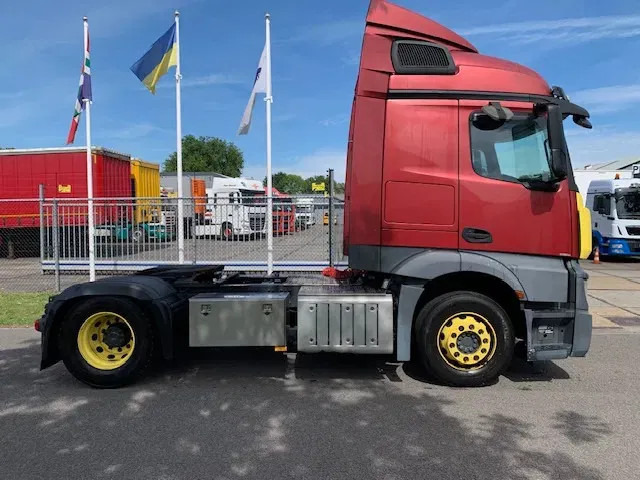 Mercedes-Benz Actros 1840 Euro 6 streamspace - Cabeza tractora: foto 4 Mercedes-Benz Actros 1840 Euro 6 streamspace - Cabeza tractora: foto 4
