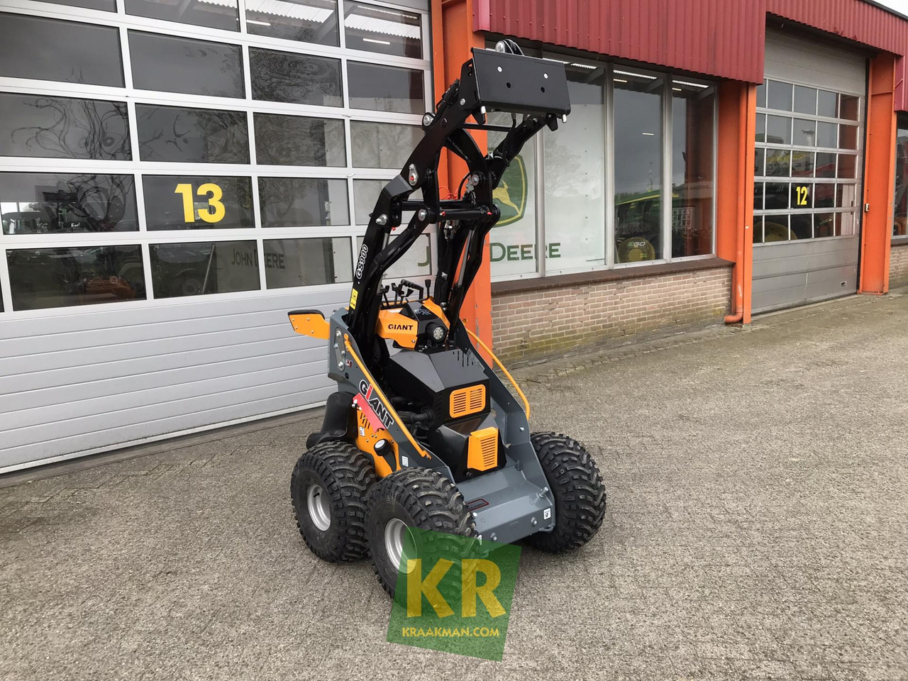 GS900 Giant - Minicargadora: foto 3 GS900 Giant - Minicargadora: foto 3