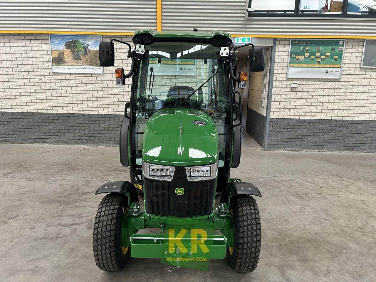John Deere 3046R - Mini tractor: foto 3 John Deere 3046R - Mini tractor: foto 3