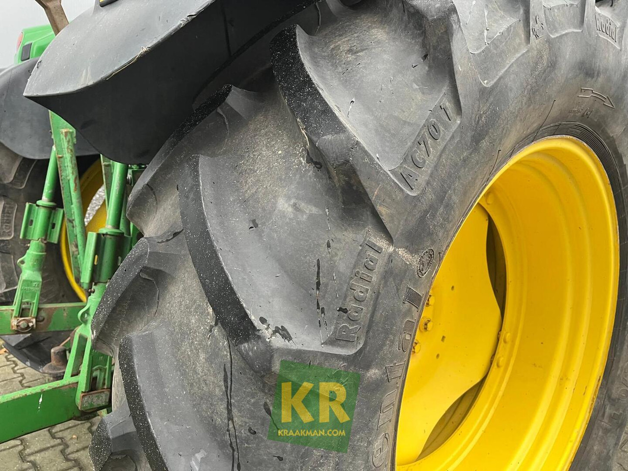 John Deere 6115R - Tractor: foto 5 John Deere 6115R - Tractor: foto 5