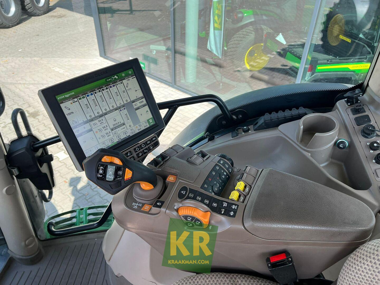 John Deere 6155R - Tractor: foto 4 John Deere 6155R - Tractor: foto 4