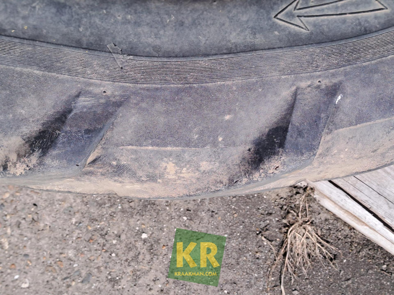 John Deere 8.3/8R36 (x2) - Rueda completa para Maquinaria agrícola: foto 3 John Deere 8.3/8R36 (x2) - Rueda completa para Maquinaria agrícola: foto 3