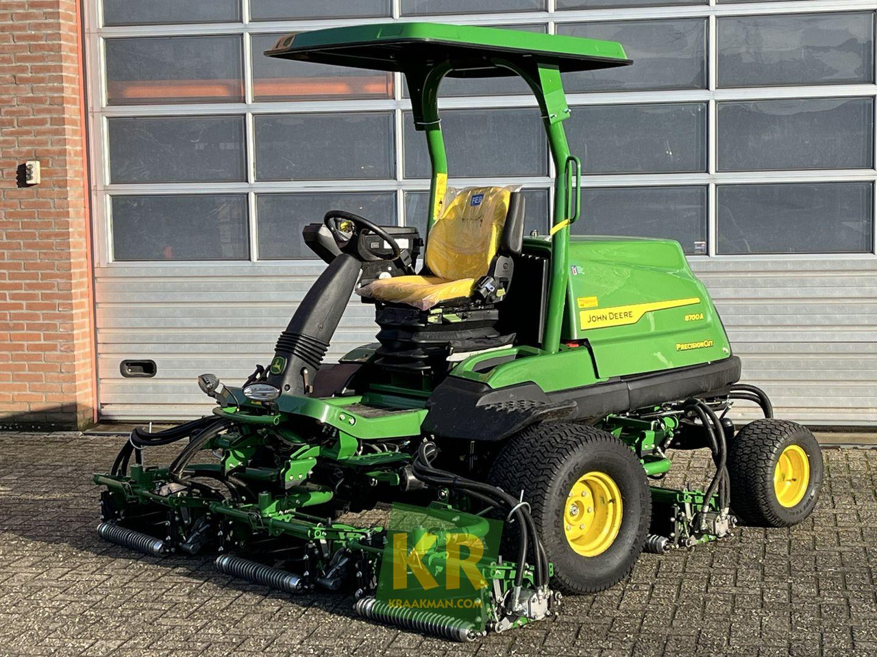 John Deere 8700A - Cortacésped: foto 1 John Deere 8700A - Cortacésped: foto 1