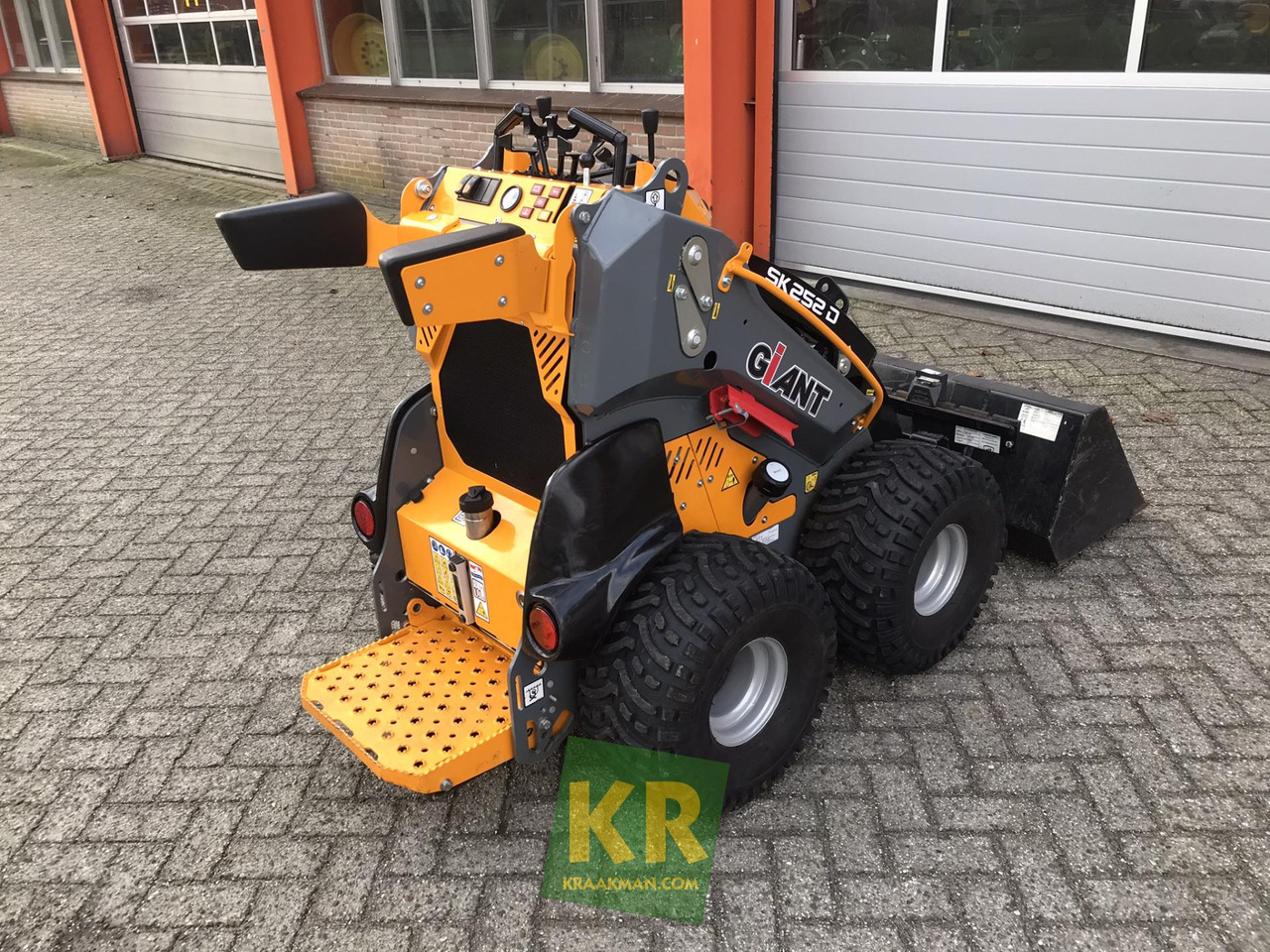 SK252D Giant - Cargadora articulada: foto 4 SK252D Giant - Cargadora articulada: foto 4