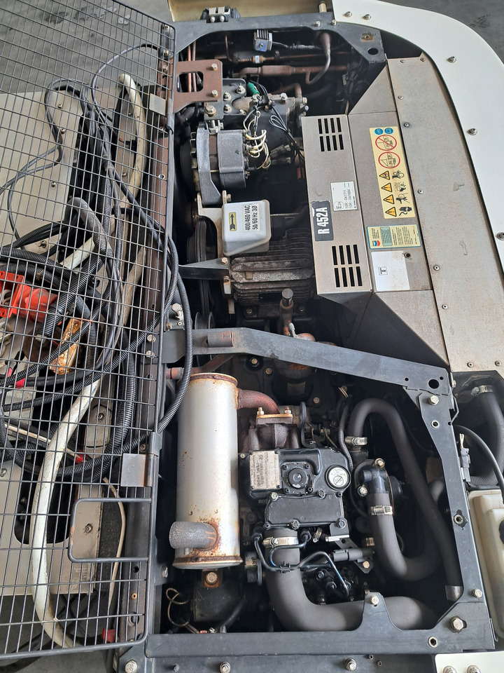 Thermo King T-500 S/N : GLW1117720 - Refrigerador: foto 4 Thermo King T-500 S/N : GLW1117720 - Refrigerador: foto 4