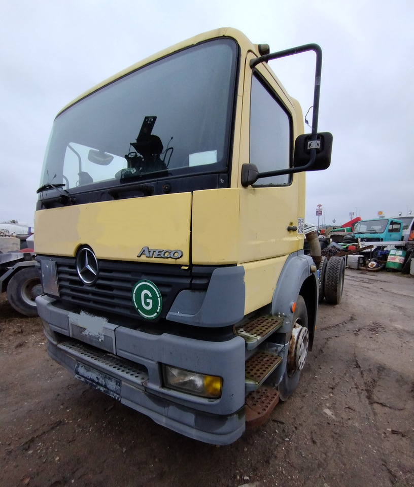 MERCEDES-BENZ ATEGO 1823 - Camión chasis: foto 1 MERCEDES-BENZ ATEGO 1823 - Camión chasis: foto 1