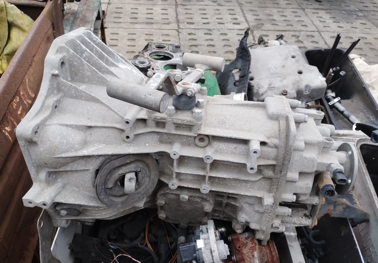 SKRZYNIA BIEGÓW IVECO DAILY 06-11 5S-300 8872447 - Caja de cambios para Furgoneta: foto 1 SKRZYNIA BIEGÓW IVECO DAILY 06-11 5S-300 8872447 - Caja de cambios para Furgoneta: foto 1