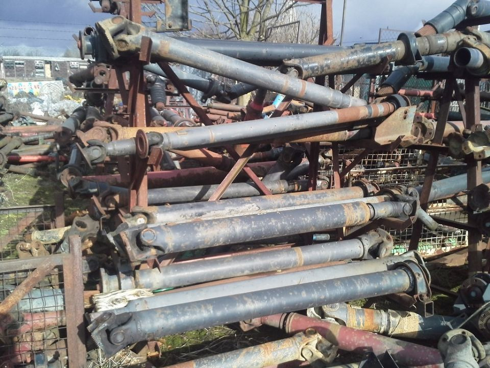 WAŁ NAPĘDOWY MERCEDES 814 817 914 917 1117 1217 1314 1317 1320 1324 1520 1524 - Árbol de transmisión: foto 2 WAŁ NAPĘDOWY MERCEDES 814 817 914 917 1117 1217 1314 1317 1320 1324 1520 1524 - Árbol de transmisión: foto 2