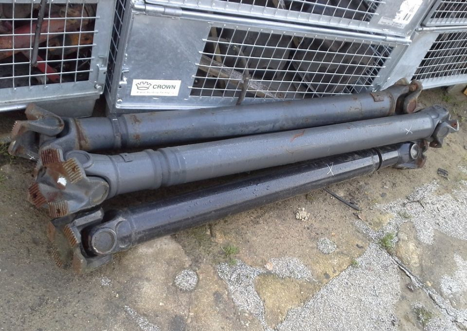 WAŁ NAPĘDOWY MIĘDZYMOSTOWY MAN F2000 TGA TGS TGX 4X4 6X4 6X6 8X4 8X6 8X8 - Árbol de transmisión: foto 2 WAŁ NAPĘDOWY MIĘDZYMOSTOWY MAN F2000 TGA TGS TGX 4X4 6X4 6X6 8X4 8X6 8X8 - Árbol de transmisión: foto 2