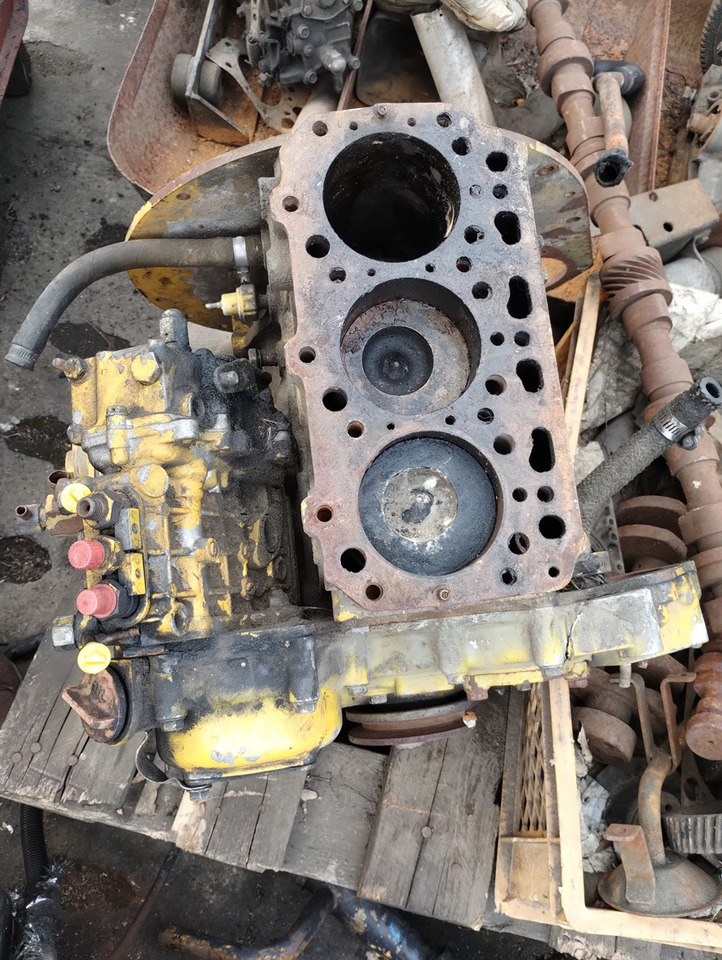YANMAR 3TN84T KRAMER 212 PARTS - Motor y piezas para Maquinaria de construcción: foto 2 YANMAR 3TN84T KRAMER 212 PARTS - Motor y piezas para Maquinaria de construcción: foto 2
