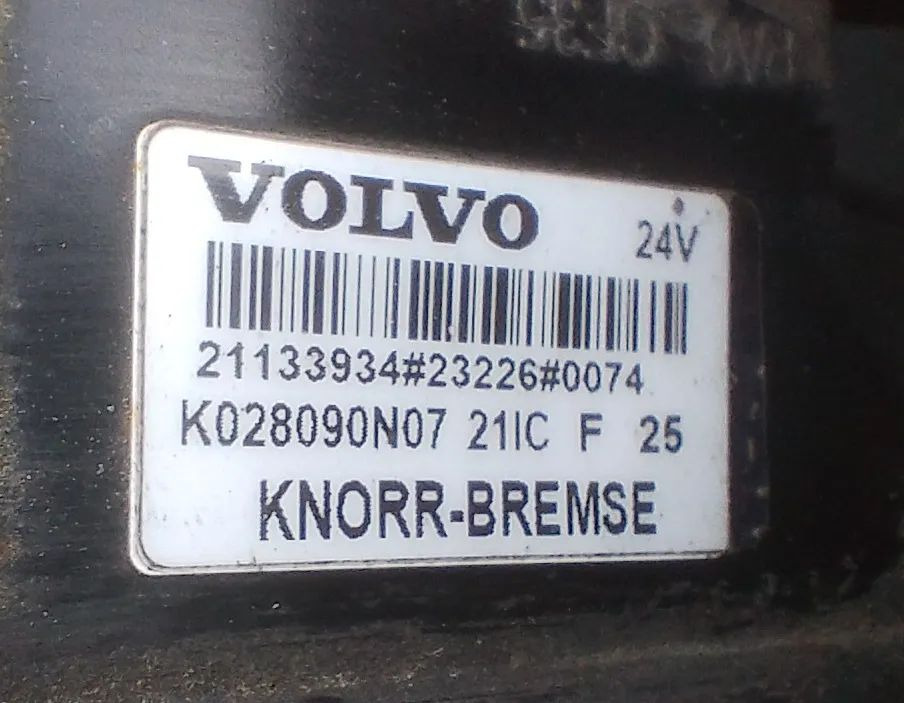 Zawór ECAS VOLVO FH500 FH550 6x4 21133934 2023 - Sistema eléctrico para Camión: foto 2 Zawór ECAS VOLVO FH500 FH550 6x4 21133934 2023 - Sistema eléctrico para Camión: foto 2