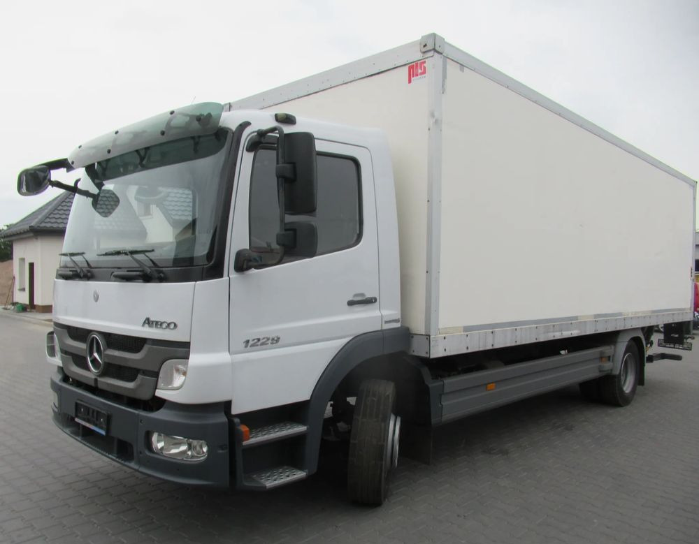 Mercedes-Benz Atego 1224 - Camión frigorífico: foto 1 Mercedes-Benz Atego 1224 - Camión frigorífico: foto 1