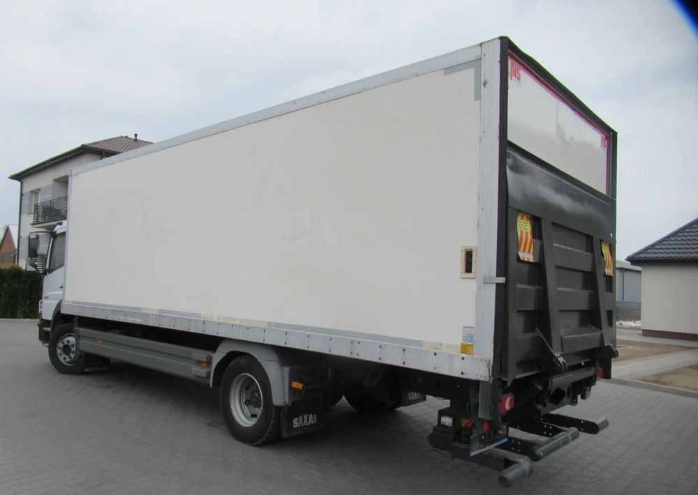 Mercedes-Benz Atego 1224 - Camión frigorífico: foto 3 Mercedes-Benz Atego 1224 - Camión frigorífico: foto 3