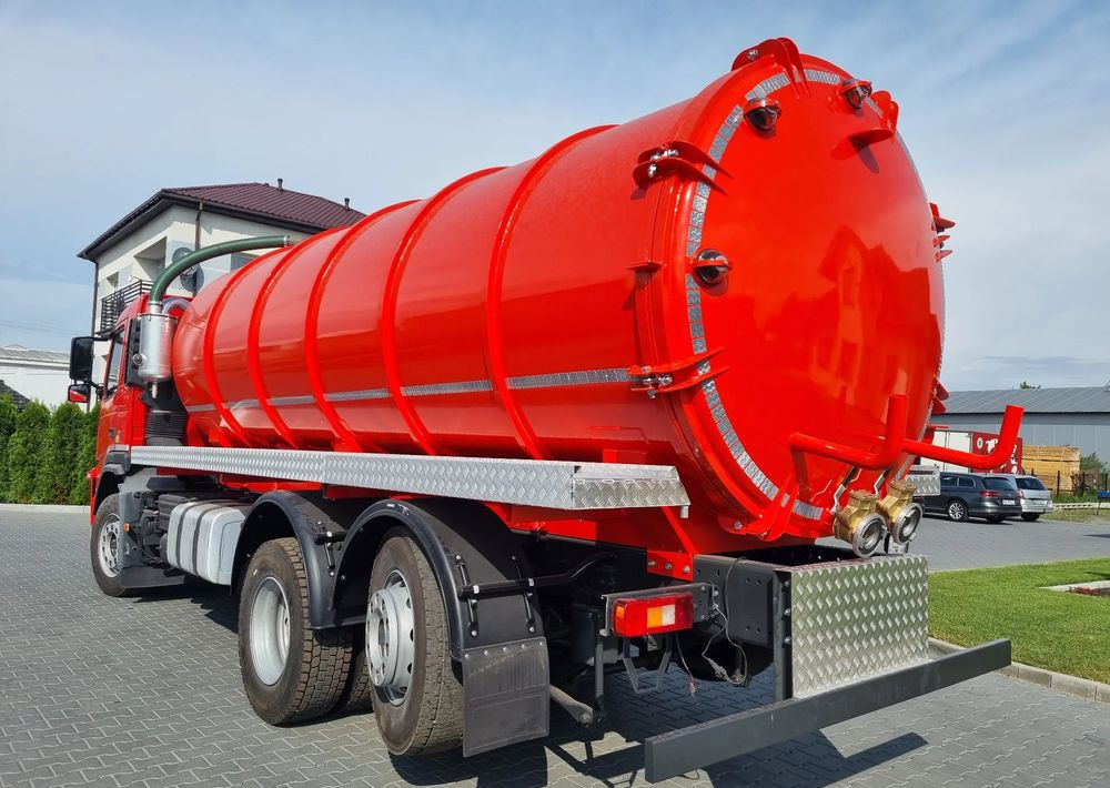 Volvo FM 410 - Camión de basura: foto 4 Volvo FM 410 - Camión de basura: foto 4
