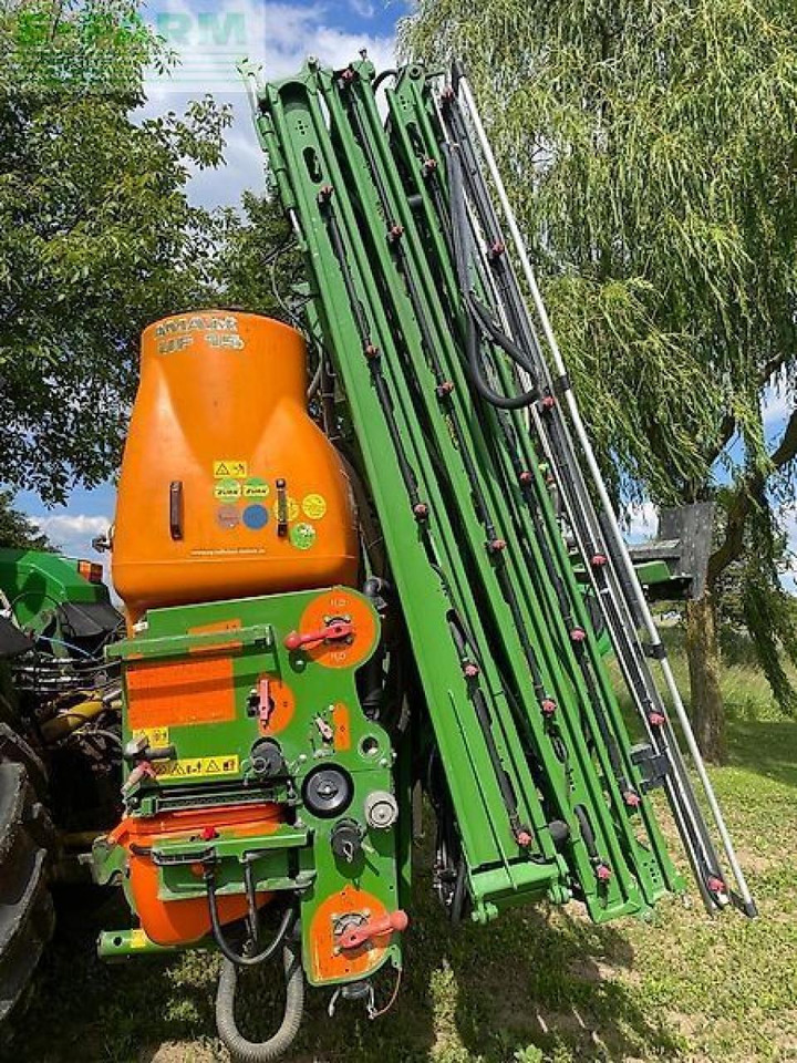 Amazone uf 1501 mit fronttank 600l - Pulverizador arrastrado: foto 1 Amazone uf 1501 mit fronttank 600l - Pulverizador arrastrado: foto 1