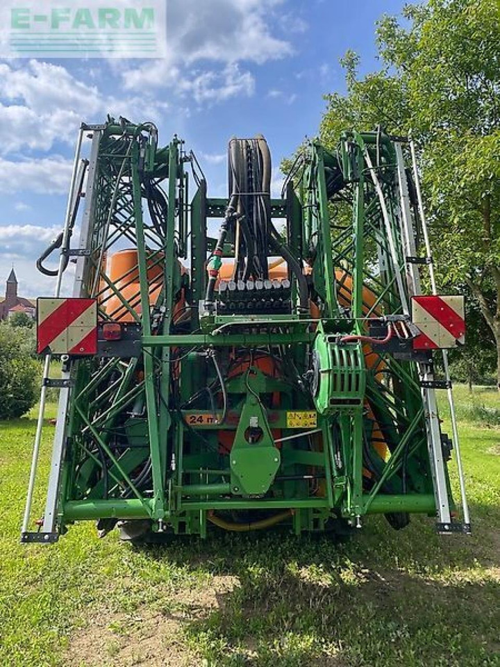 Amazone uf 1501 mit fronttank 600l - Pulverizador arrastrado: foto 3 Amazone uf 1501 mit fronttank 600l - Pulverizador arrastrado: foto 3