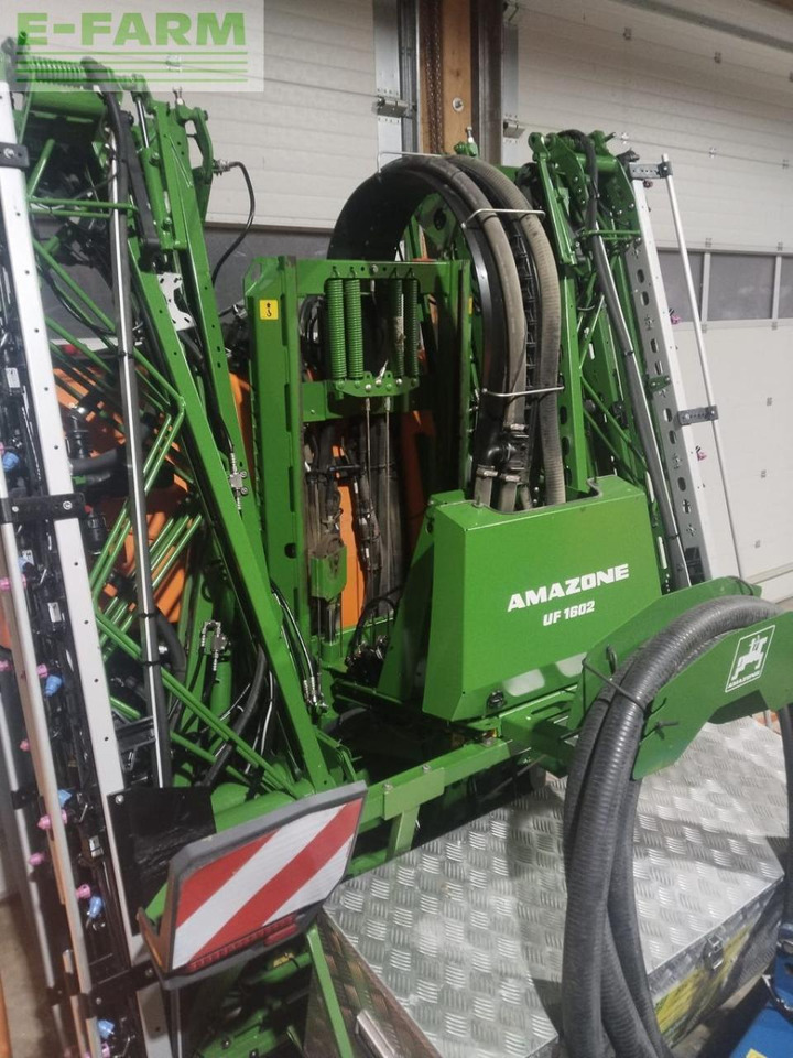Amazone uf 1602 + ft 1001 - Pulverizador arrastrado: foto 4 Amazone uf 1602 + ft 1001 - Pulverizador arrastrado: foto 4