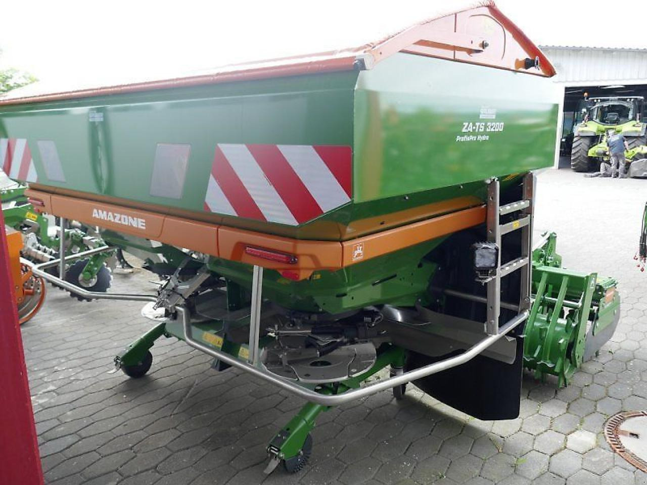 Amazone za-ts profis hydro 3200 - abgelagert top ausstattung! - Esparcidor de fertilizantes: foto 3 Amazone za-ts profis hydro 3200 - abgelagert top ausstattung! - Esparcidor de fertilizantes: foto 3