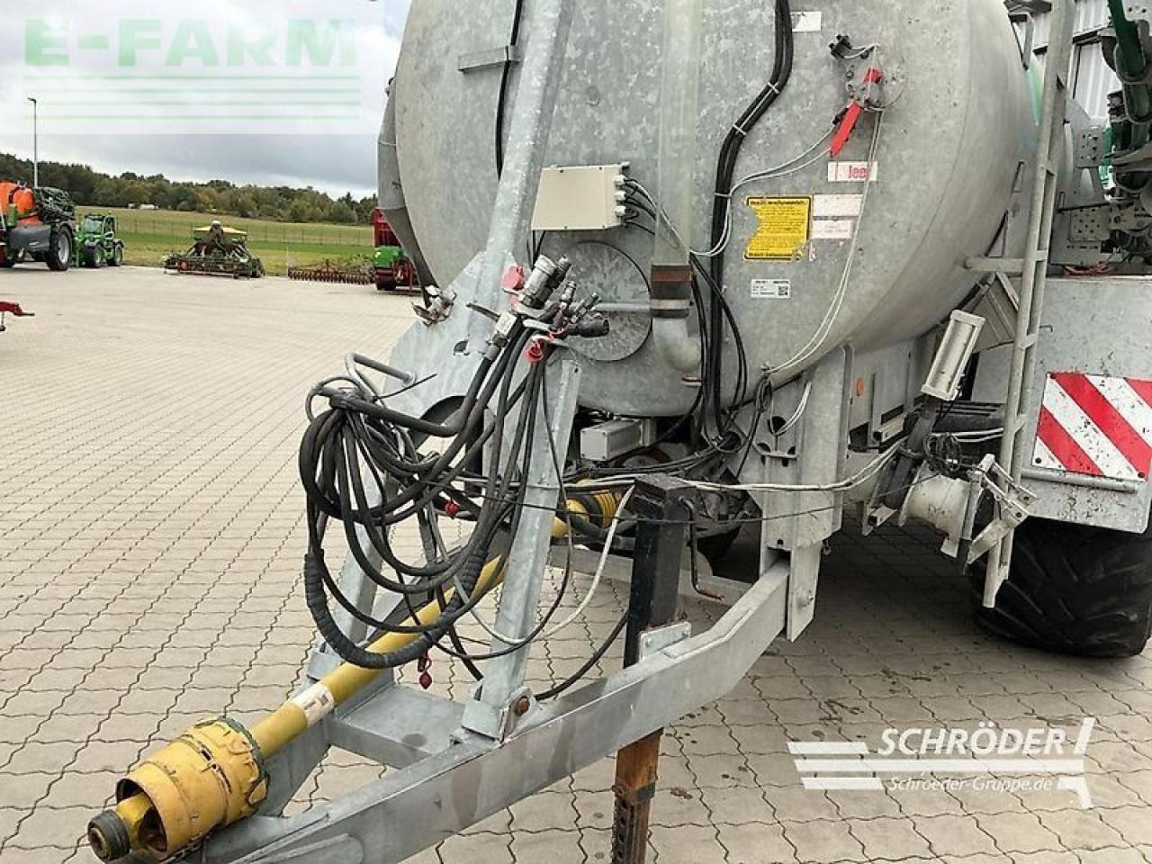 BSA dlp 615 l + bomech farmer 15 - Maquinaria para fertilización: foto 3 BSA dlp 615 l + bomech farmer 15 - Maquinaria para fertilización: foto 3