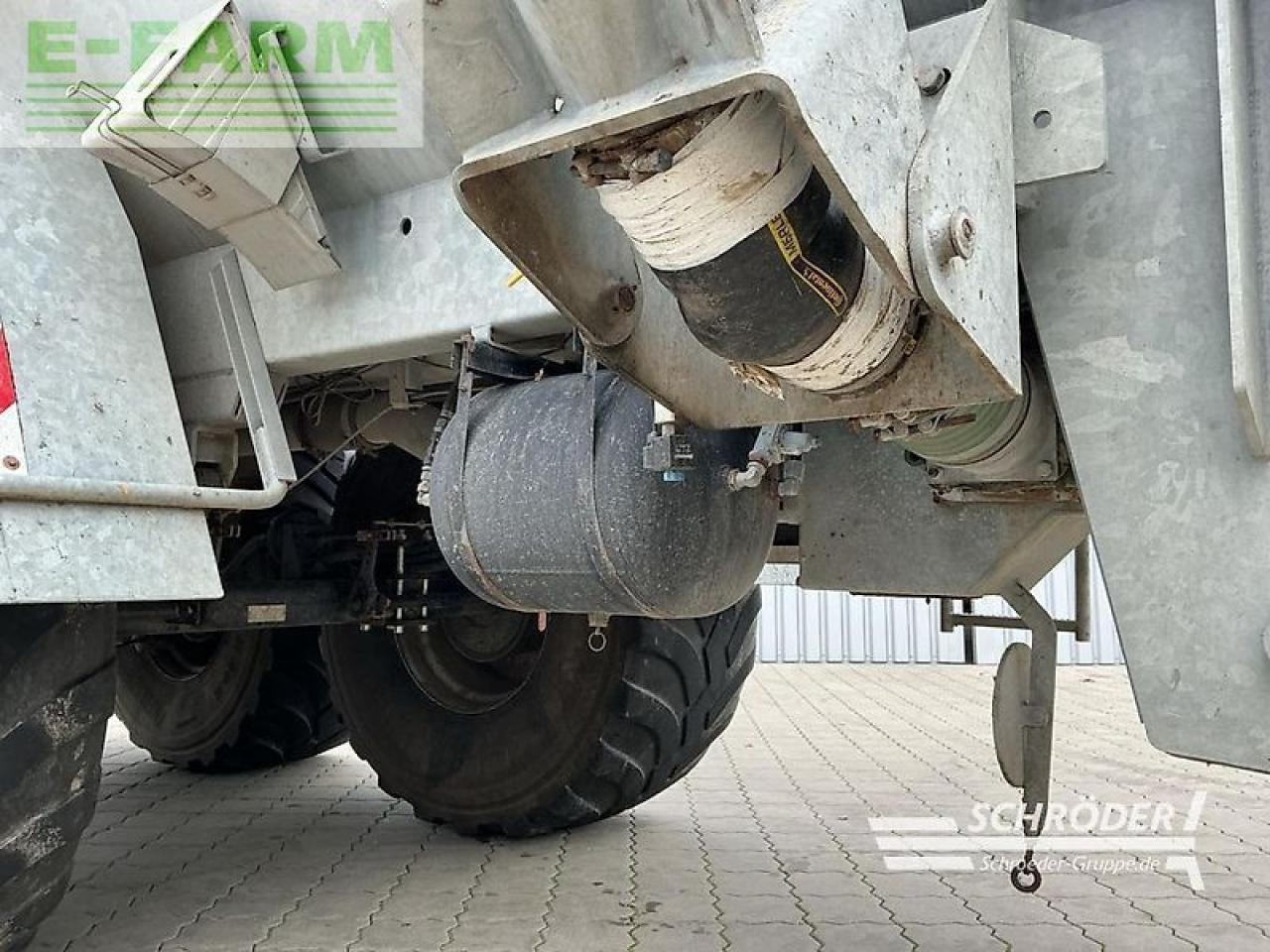 BSA dlp 615 l + bomech farmer 15 - Maquinaria para fertilización: foto 5 BSA dlp 615 l + bomech farmer 15 - Maquinaria para fertilización: foto 5